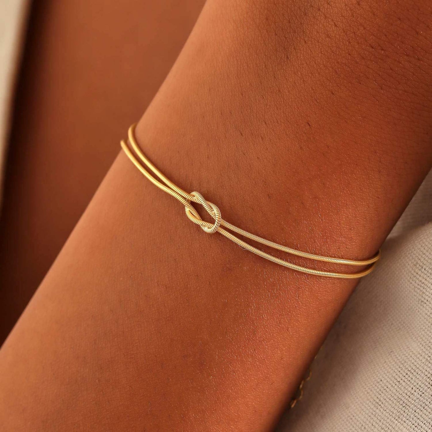 Bond of Love Bracelets ( Set of 2) – 18K Gold Anti-Tarnish