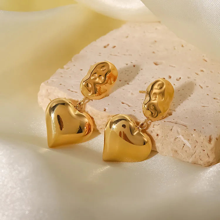 Melanie Amora Earrings – 18K Gold Anti-Tarnish