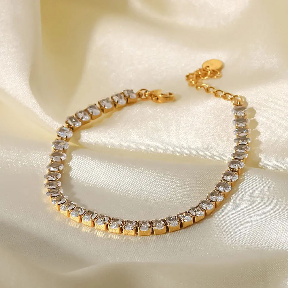 Diamond Desire Bracelet (6mm size stone) – 18K Gold Anti-Tarnish