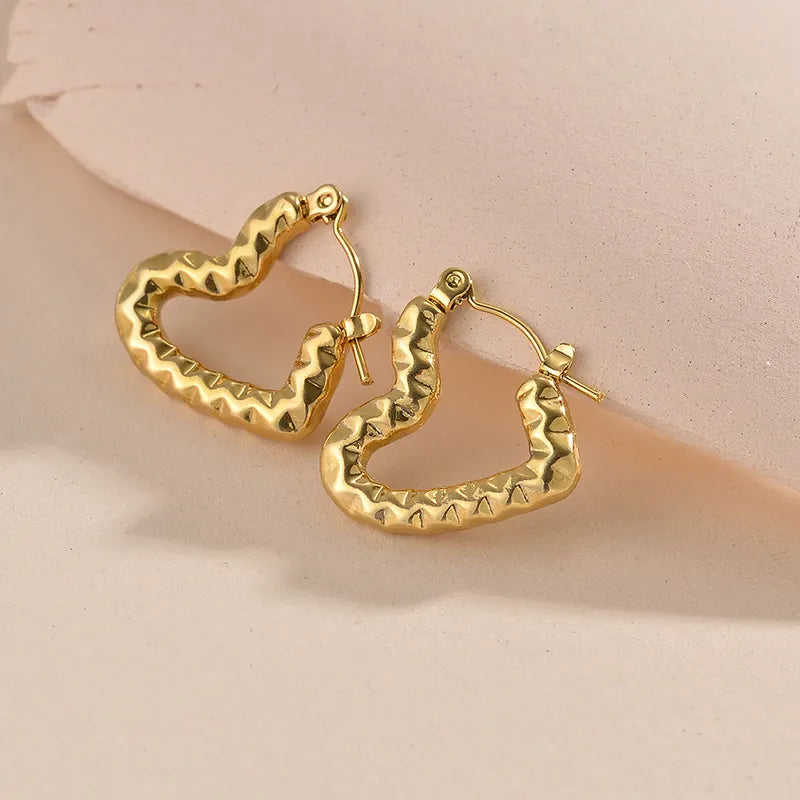 Helia Heart Hoops - 18K Gold Anti-Tarnish