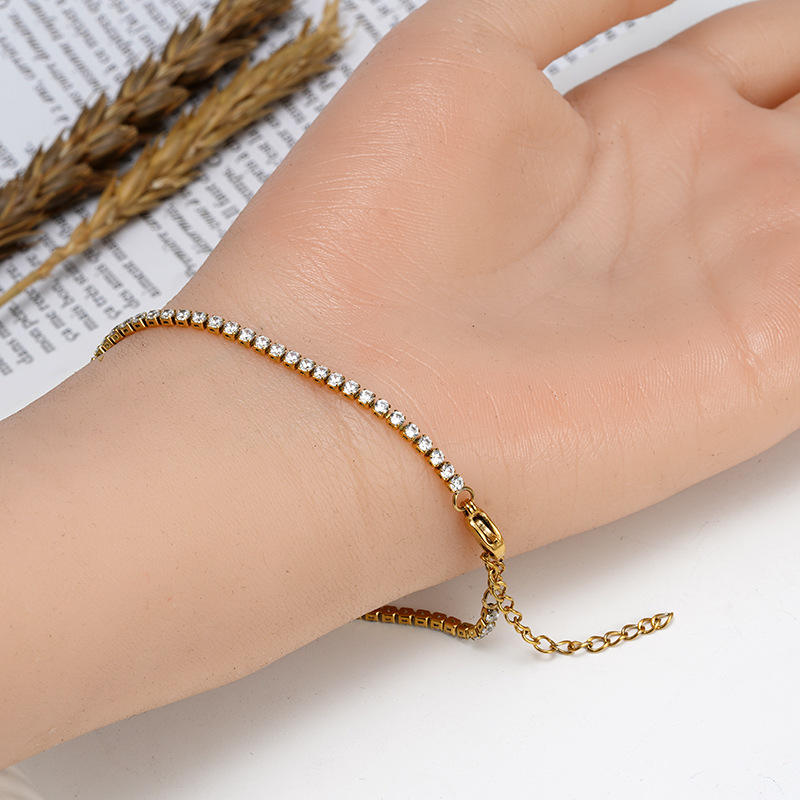 Diamond Spark Bracelet (3mm size stone) – 18K Gold Anti-Tarnish