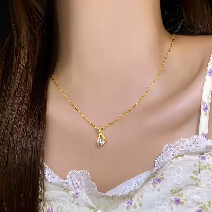 Siya Dainty Necklace - 18K Gold Anti-Tarnish