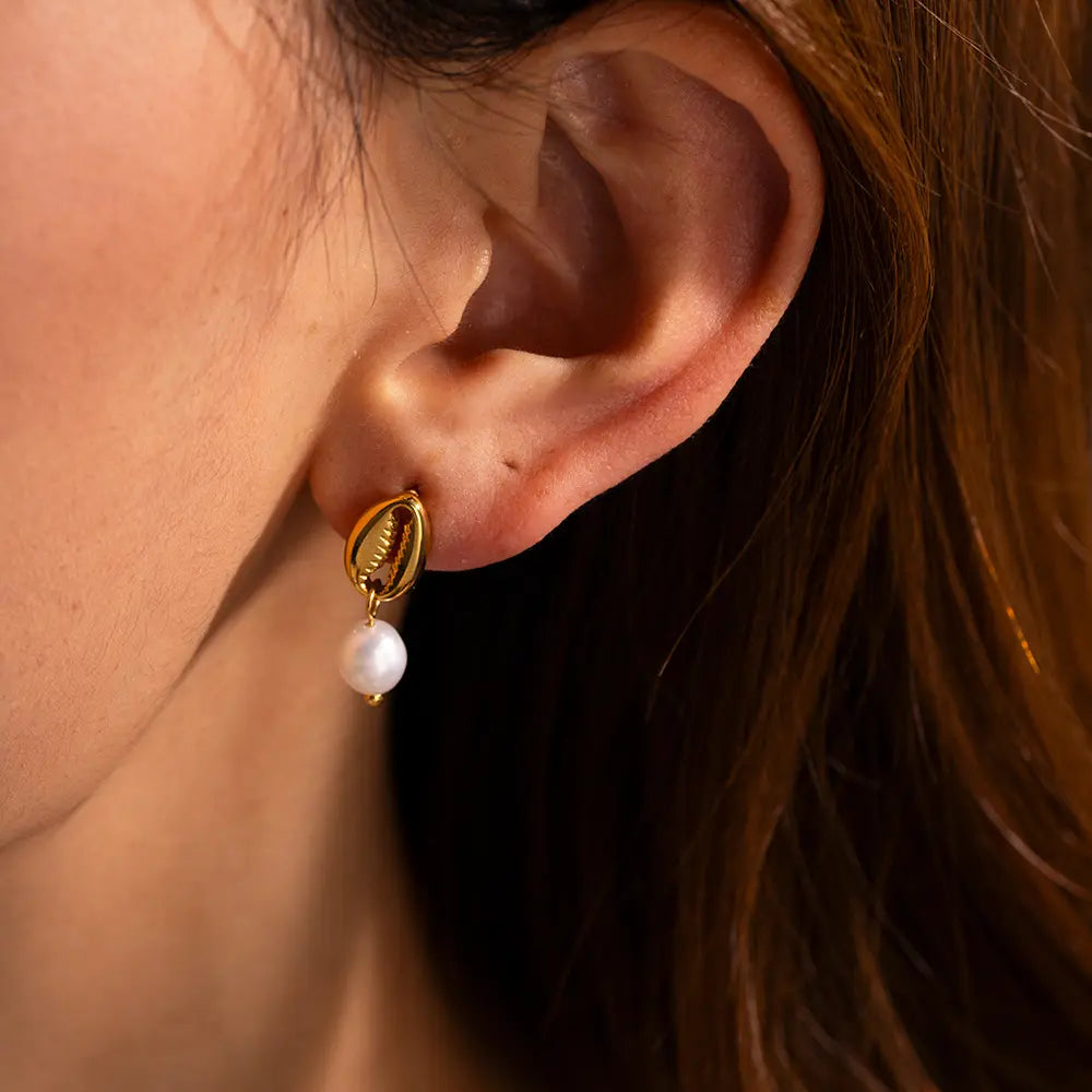 Veena Shell Pearl Earrings - 18K Gold Anti-Tarnish