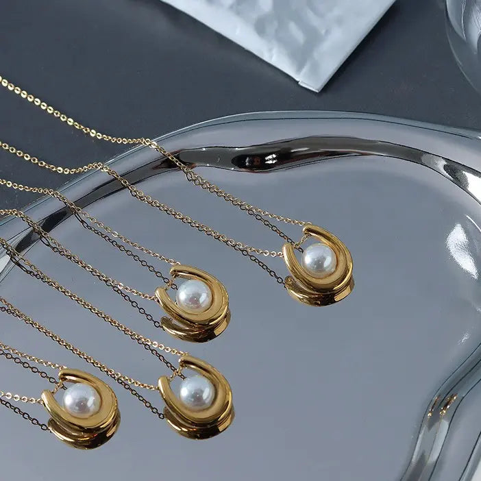 Heidi Pearl Necklace – 18K Gold Anti-Tarnish