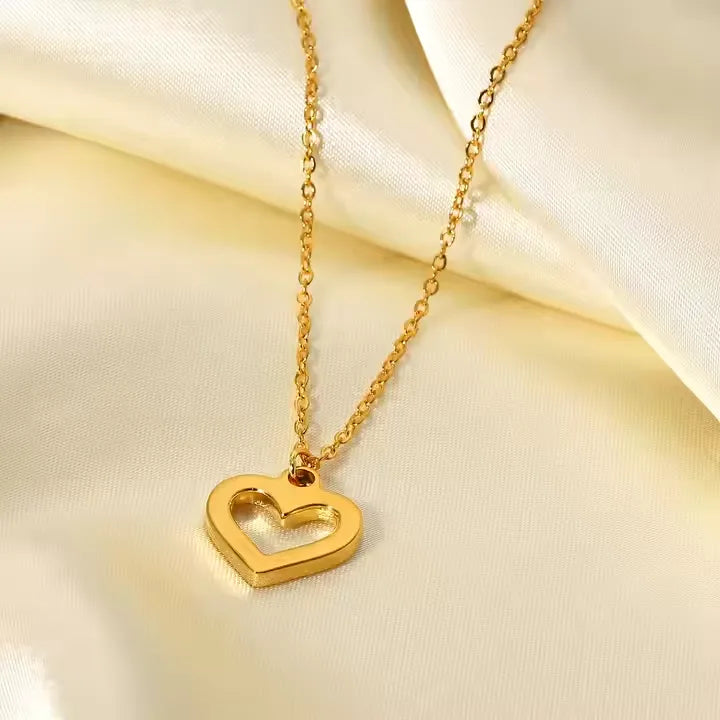 Lilyana Dainty Necklace - 18K Gold Anti-Tarnish