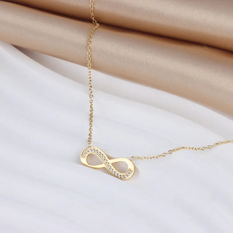 Nayeli Infinity Necklace – 18K Gold Anti-Tarnish