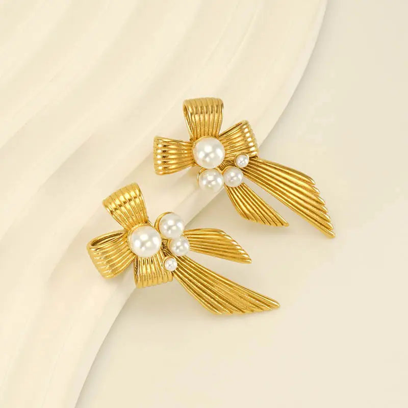 Swetha Bow Pearl Earrings - 18K Gold Anti-Tarnish