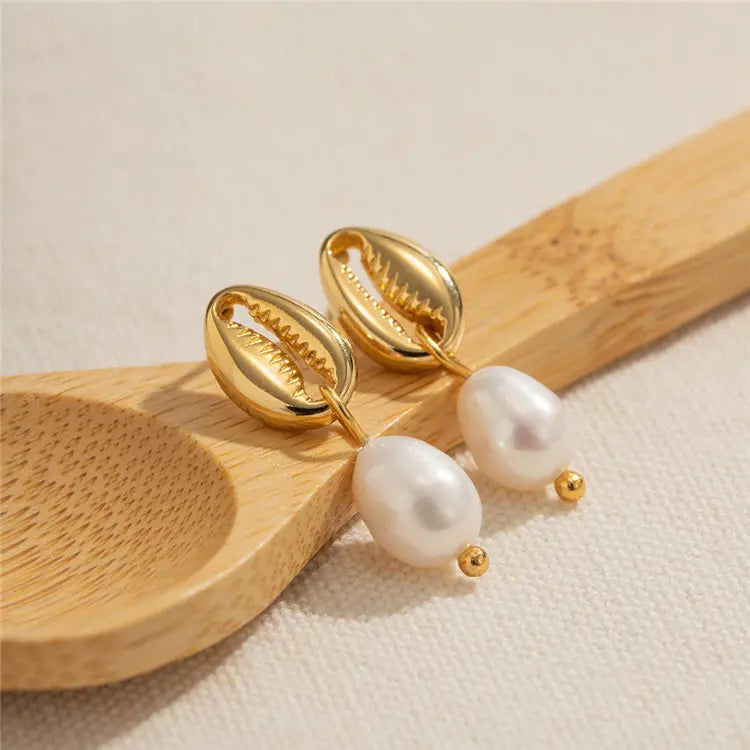 Veena Shell Pearl Earrings - 18K Gold Anti-Tarnish