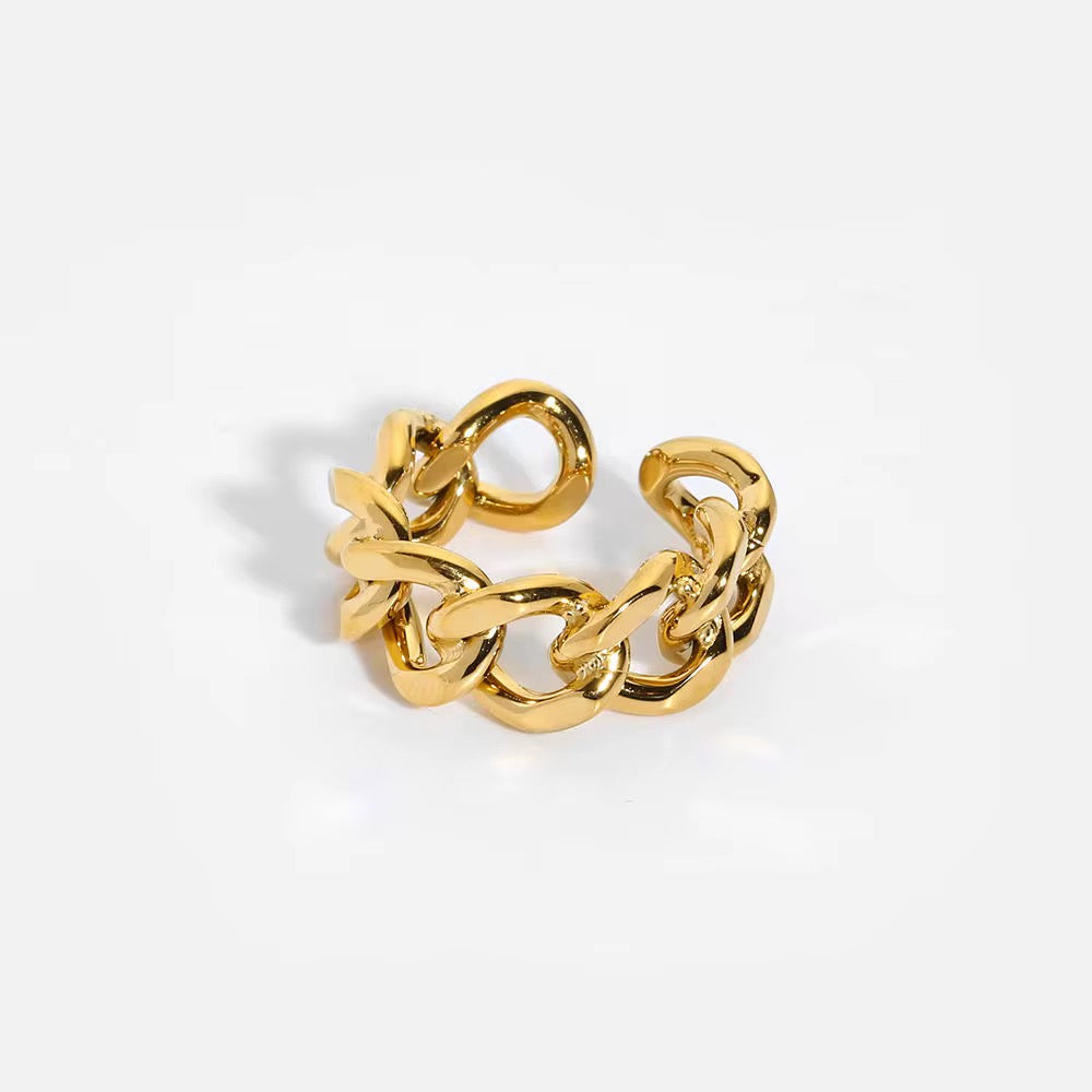 Lisa Chain Link Ring - 18K Gold Anti-Tarnish