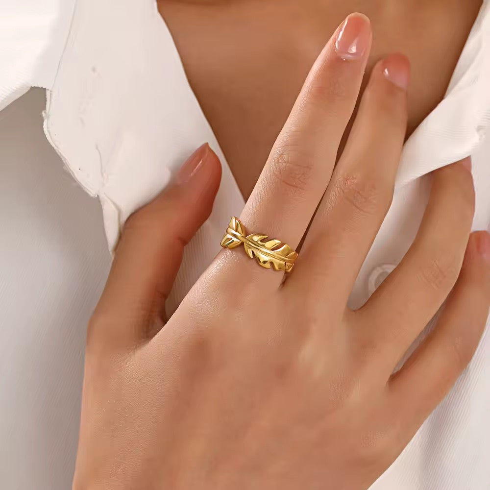 Camila Leaf Whisper - 18K Gold Plated Anti-Tarnish Ring