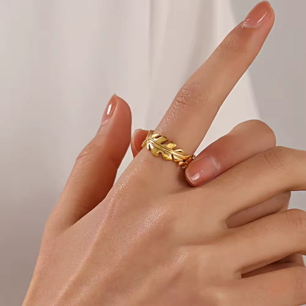 Camila Leaf Whisper - 18K Gold Plated Anti-Tarnish Ring
