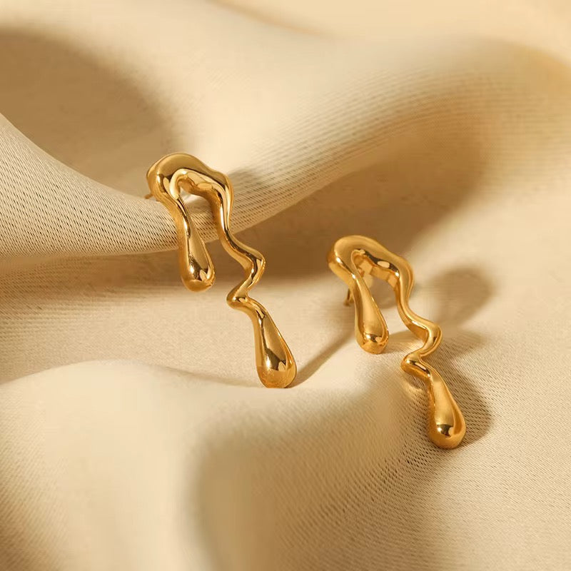 Jayla Drop Earrings – 18K Gold Plated, Anti-Tarnish