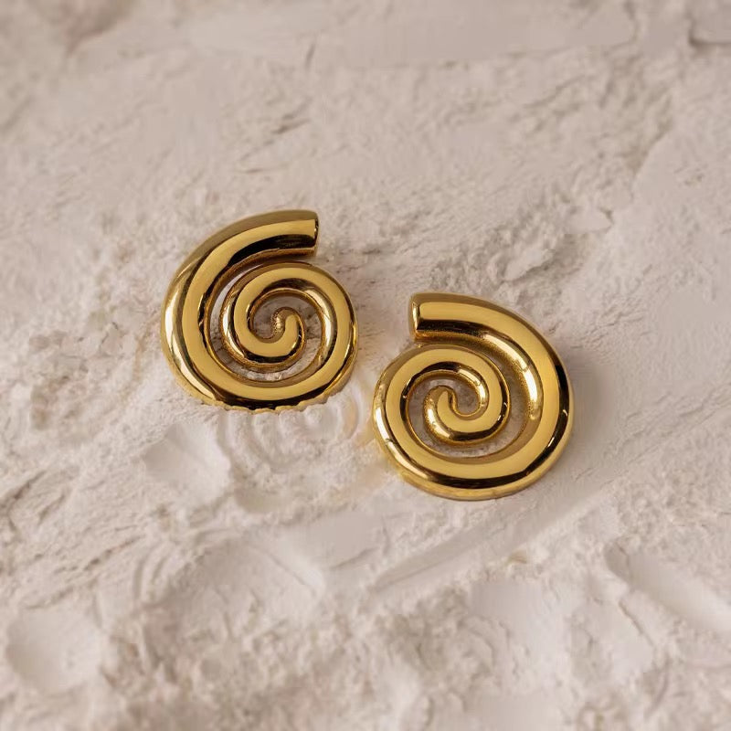 Eliana Spiral Hoops – 18K Gold Anti-Tarnish