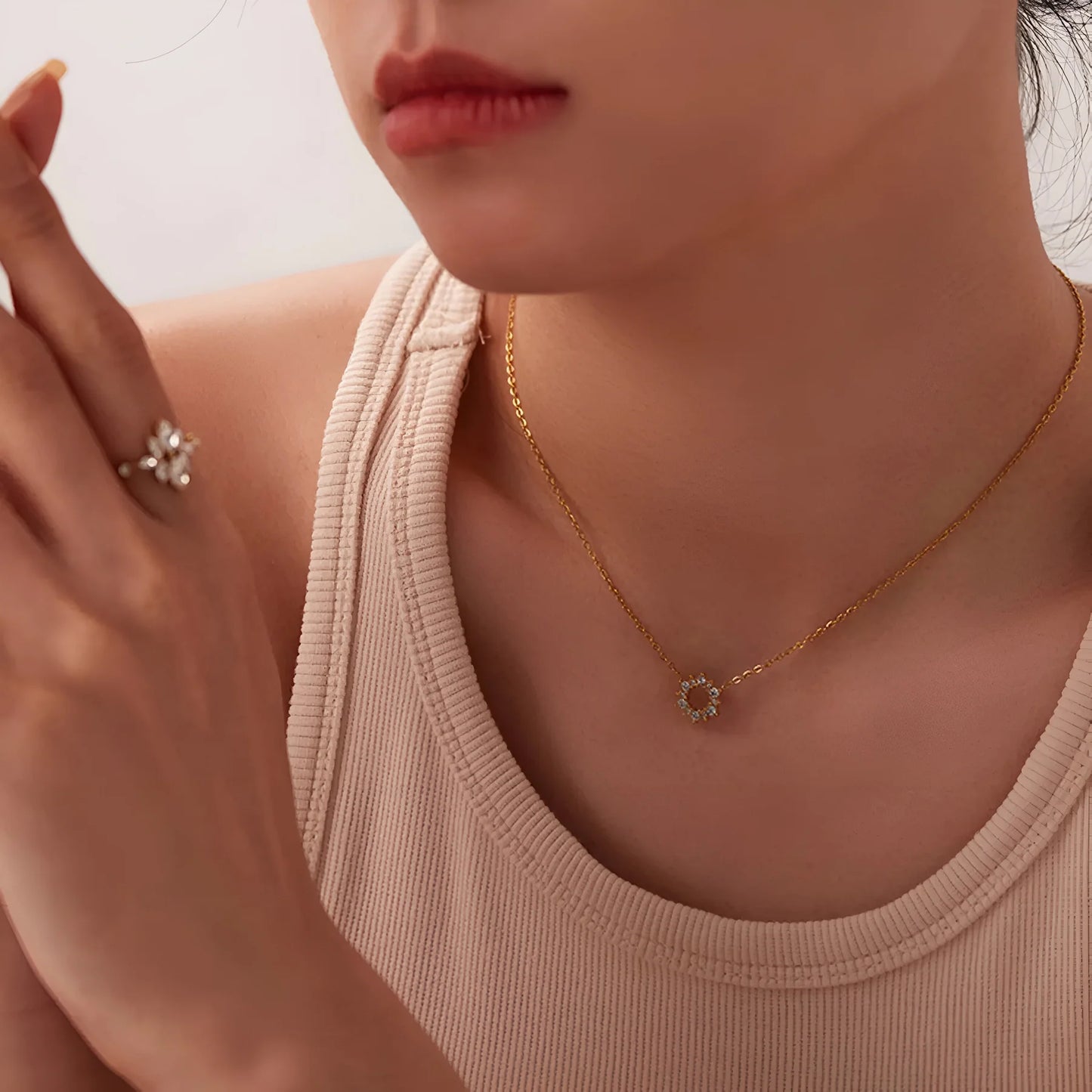Luka Dainty Necklace - 18K Gold Anti-Tarnish