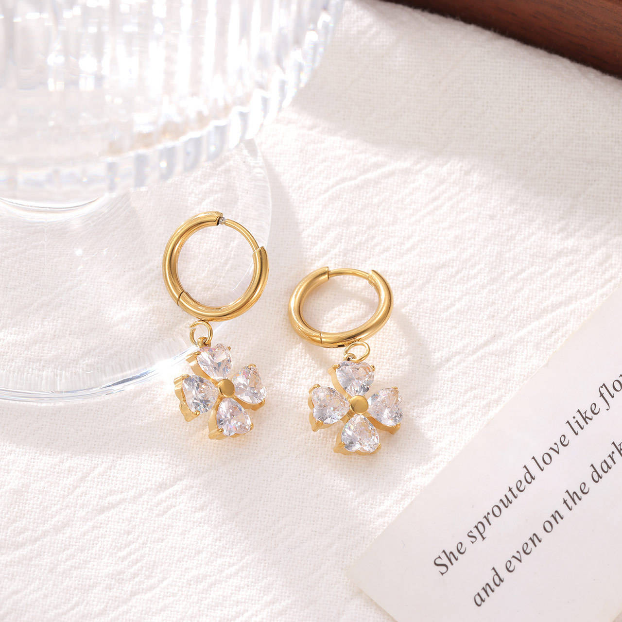 Daisy Huggies - 18K Gold Anti-Tarnish