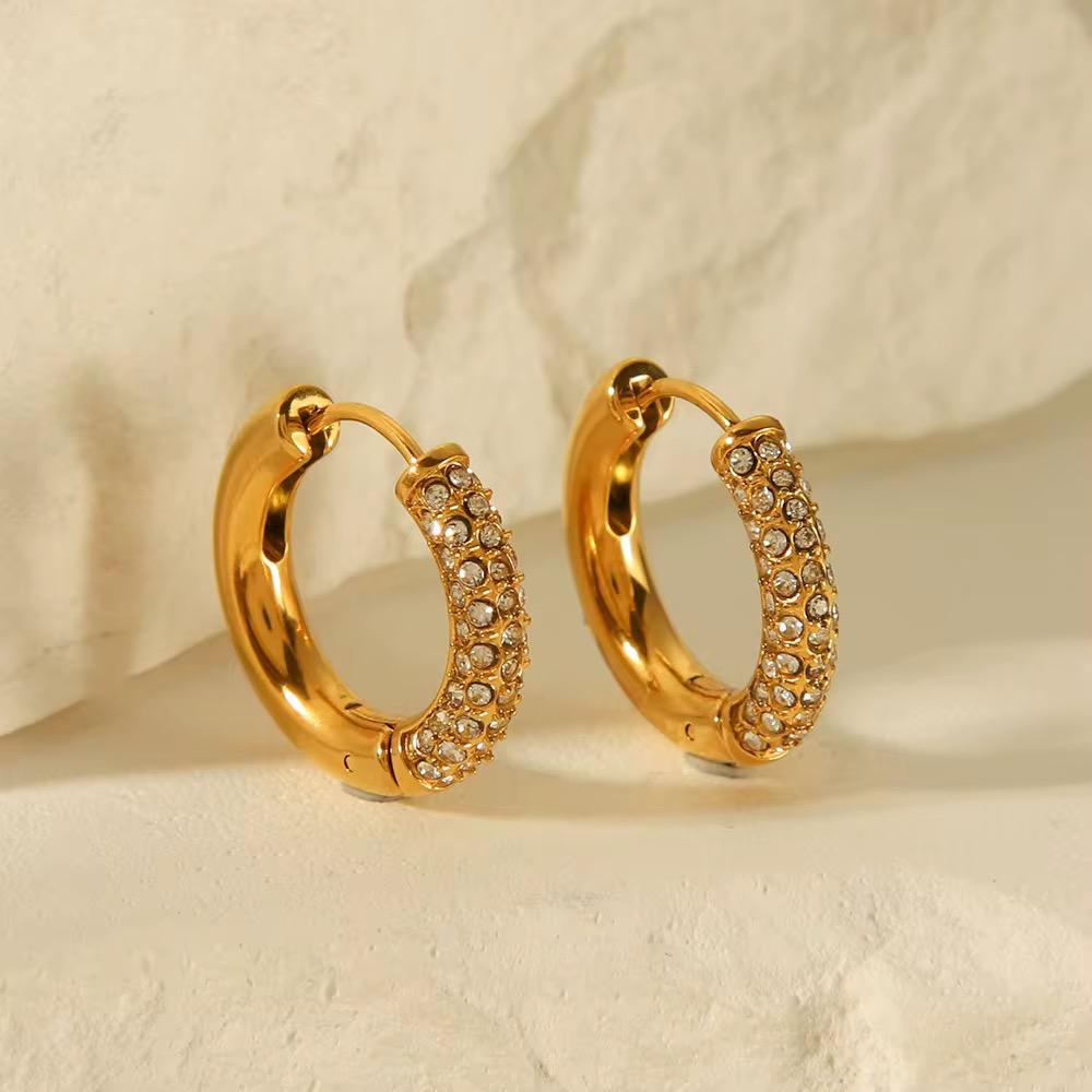 Leona Diamond Hoops – 18K Gold Anti-Tarnish
