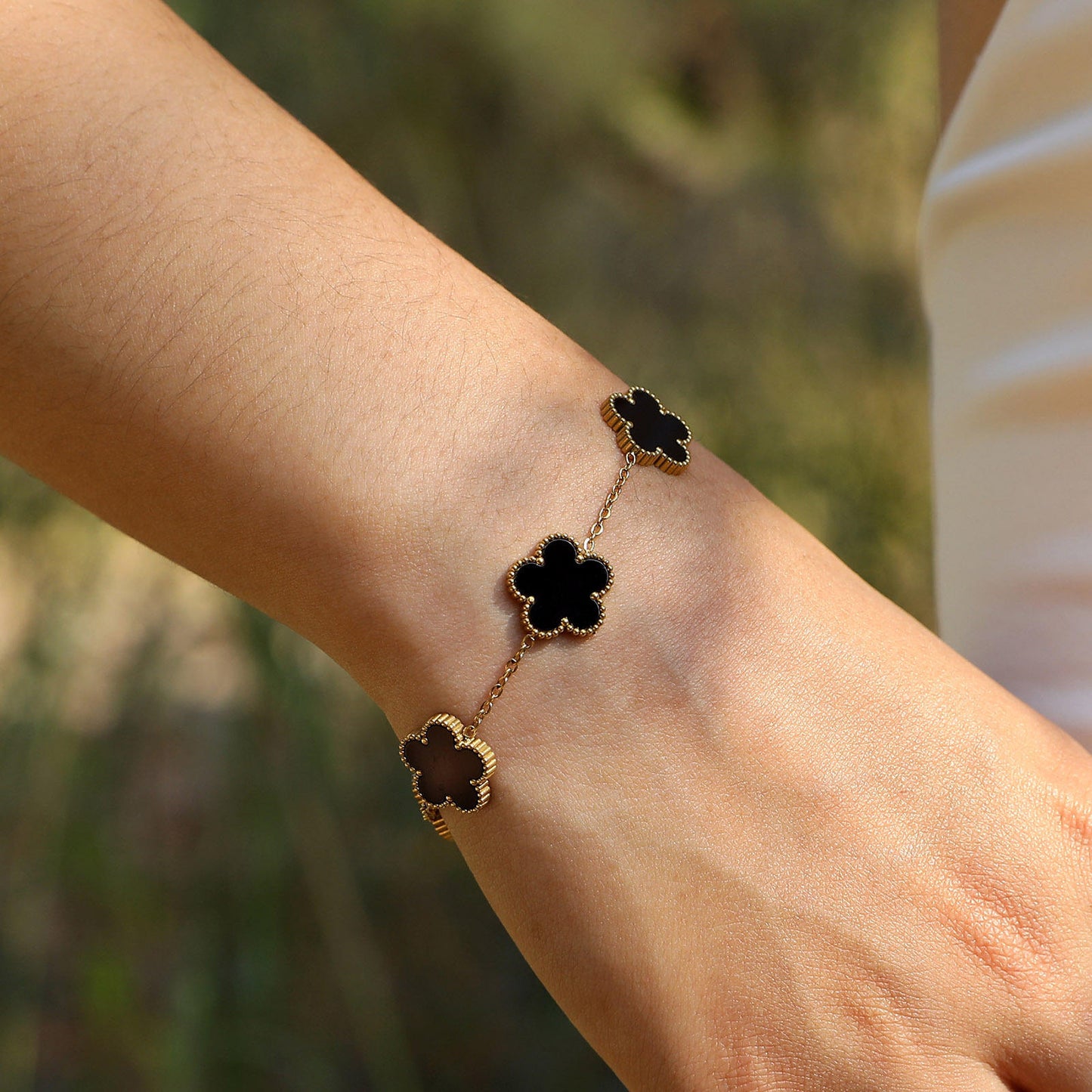 Clover Black Bracelet - 18K Gold Anti-Tarnish