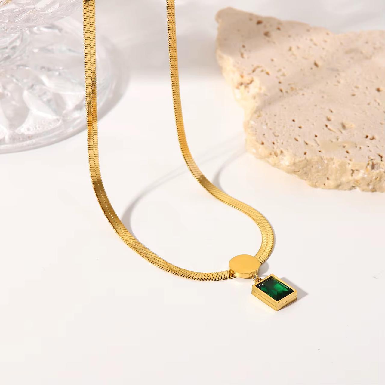 Vintage Emerald Necklace - 18K Gold Anti-Tarnish