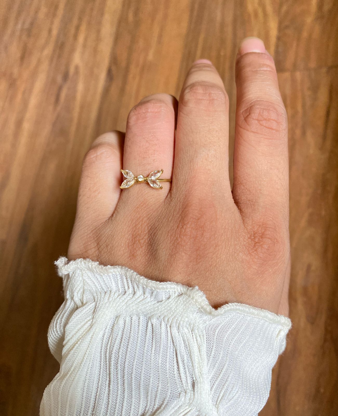 Ridhi Minimal Flower ring- 18K Gold Anti-Tarnish