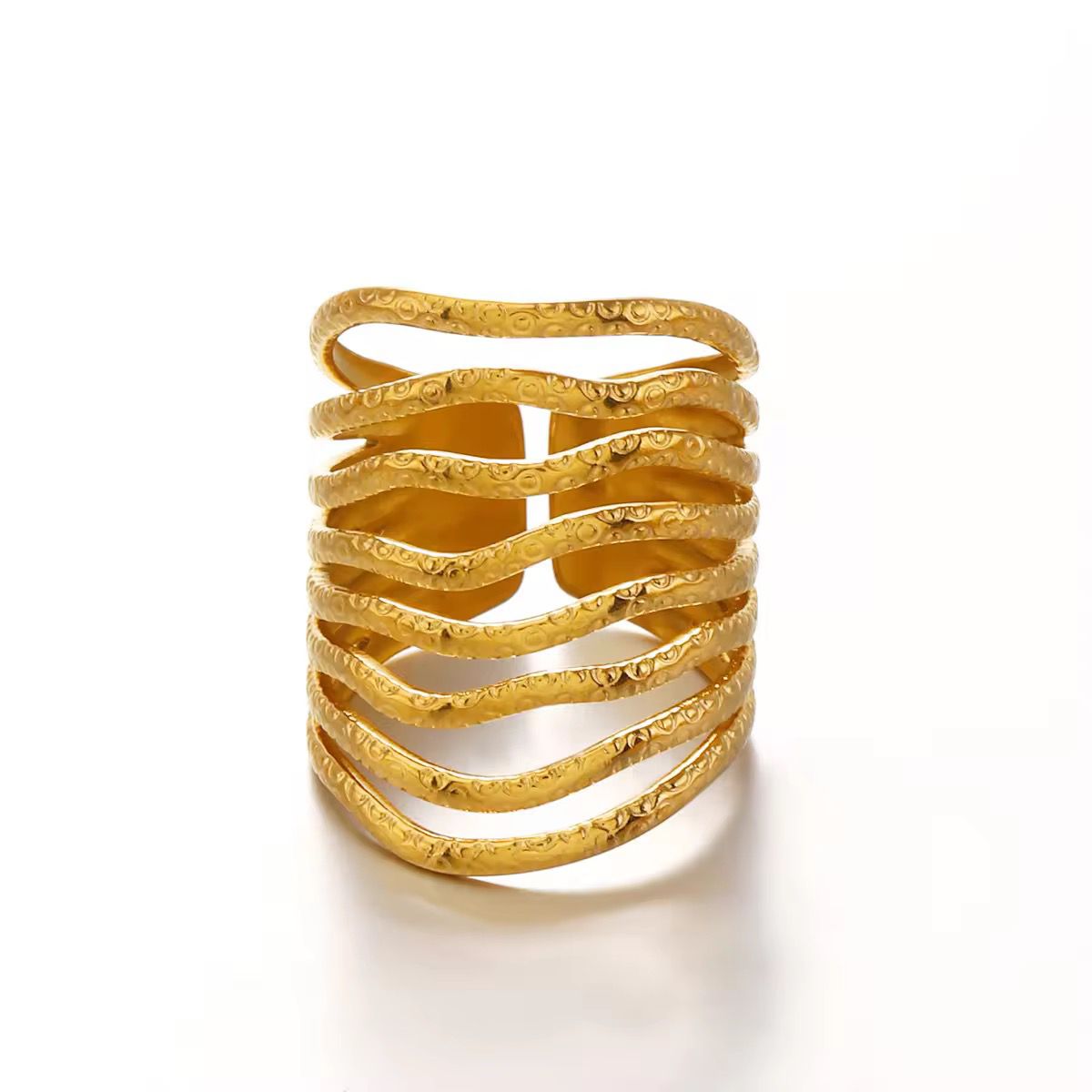 Rosalina Chunky ring- 18K Gold Anti-Tarnish