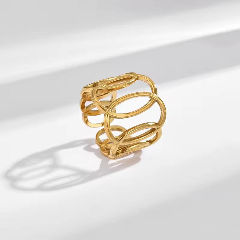 Ashlyn Chunky ring- 18K Gold Anti-Tarnish