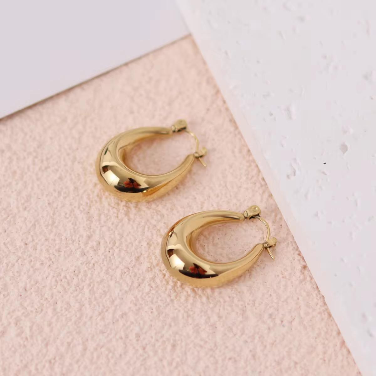 Nancy Hoop Earrings - 18K Gold Anti-Tarnish