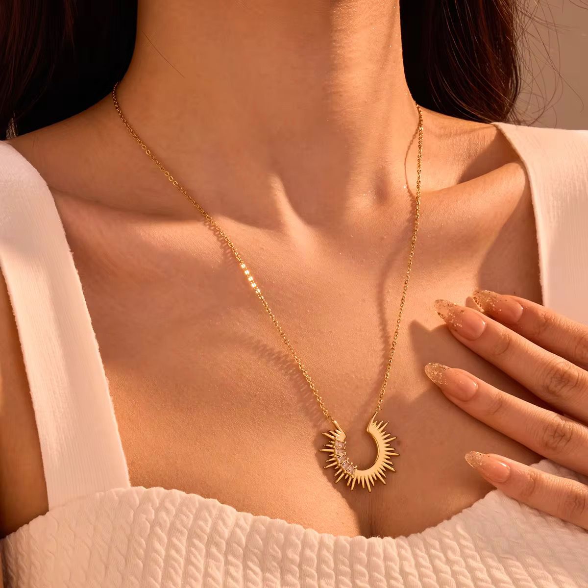 Sneha Moon Necklace - 18K Gold Anti-Tarnish