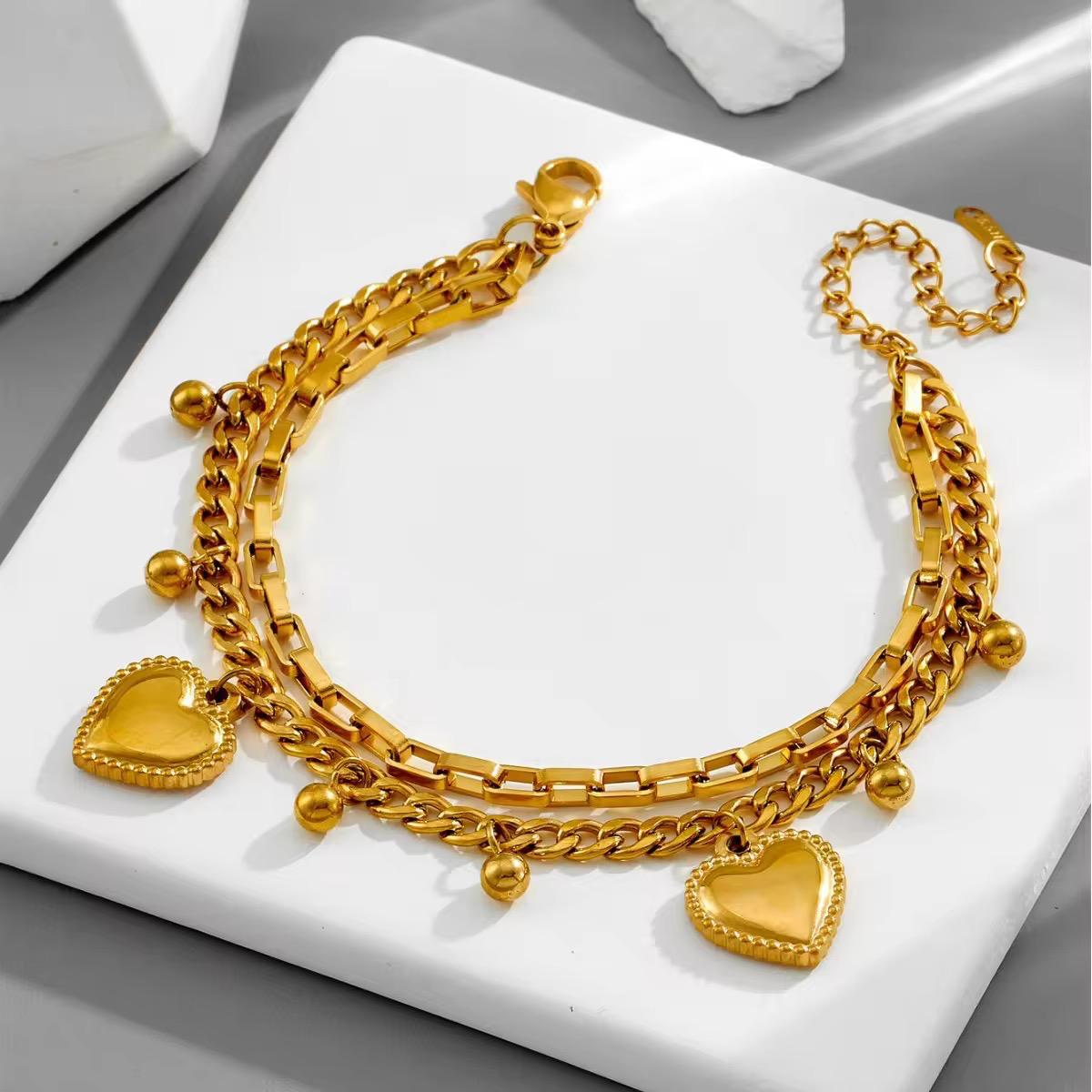 Eternal Heart Charm Bracelet – 18K Gold Anti-Tarnish
