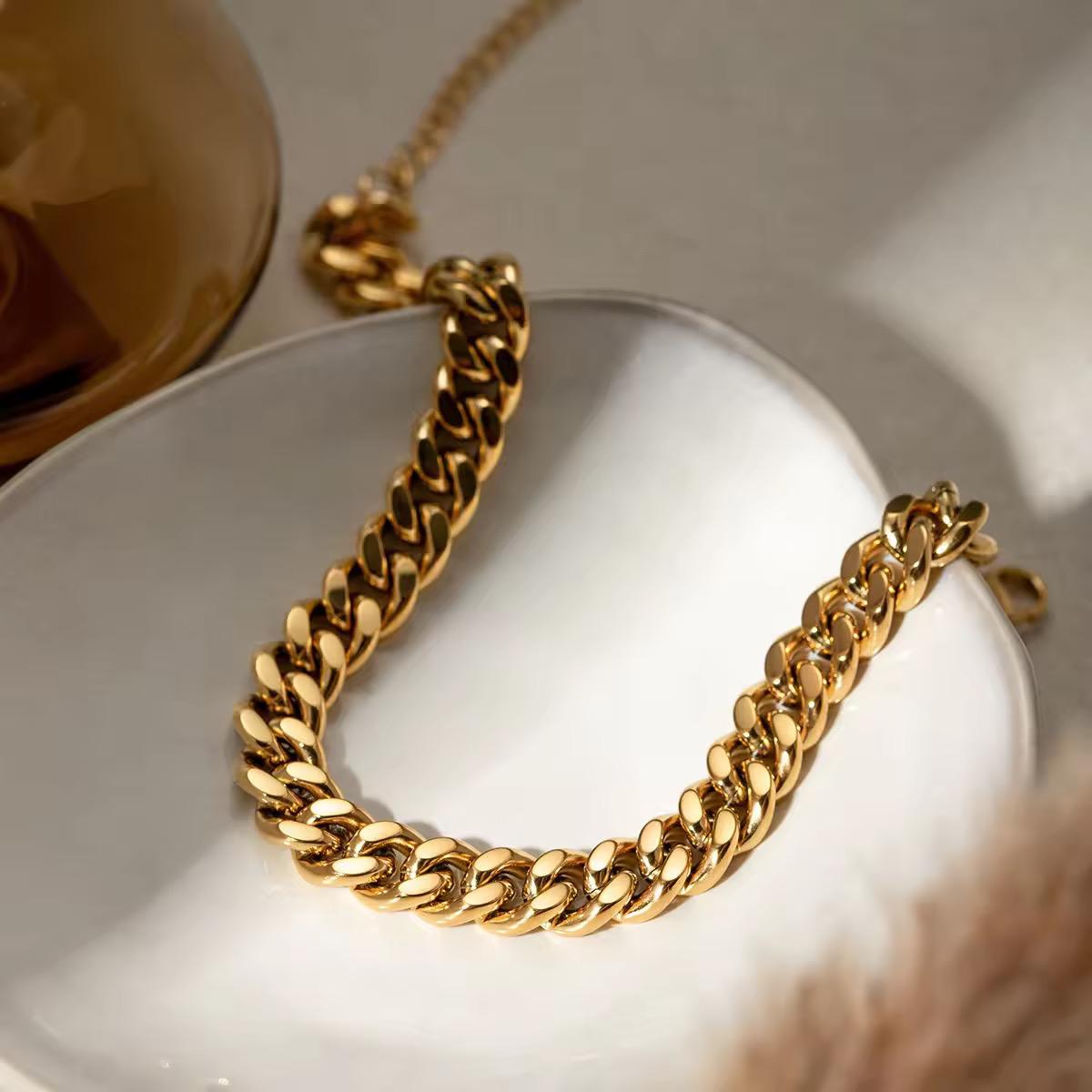 Chunky Chain Bracelet – 18K Gold Anti-Tarnish