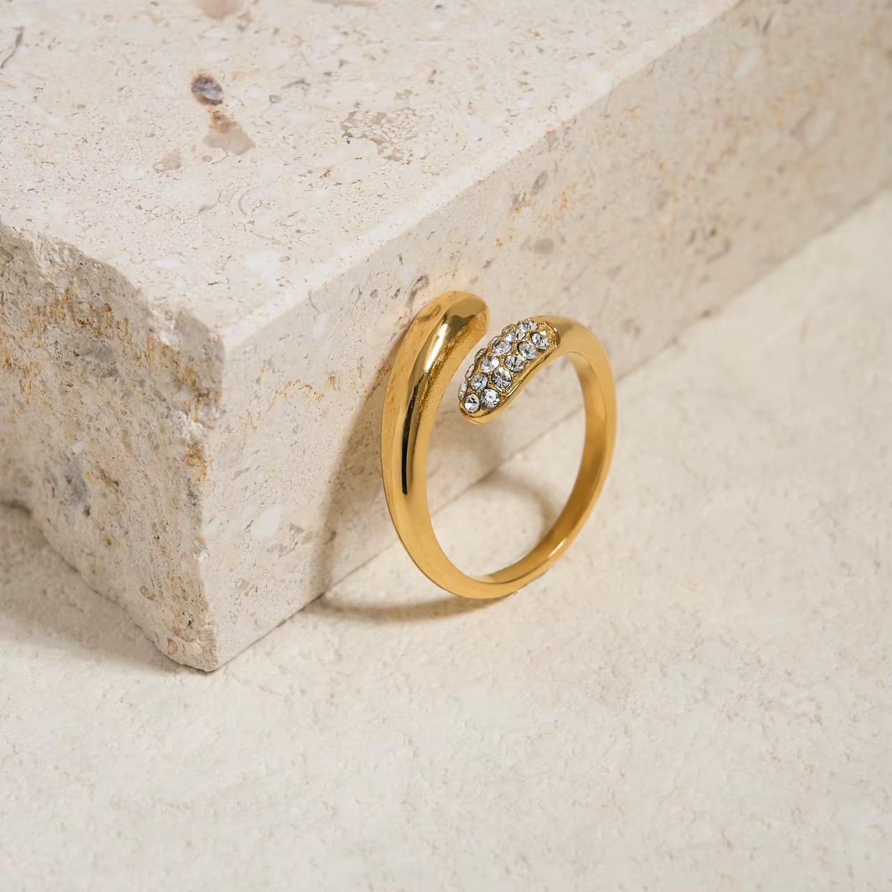 Adhira Minimal Ring- 18K Gold Anti-Tarnish