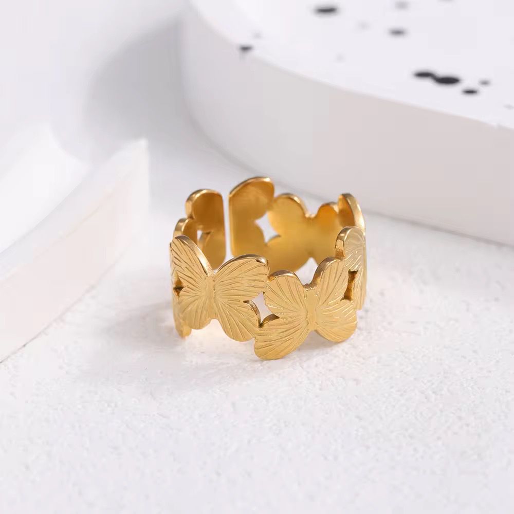 Neriah Flower ring- 18K Gold Anti-Tarnish