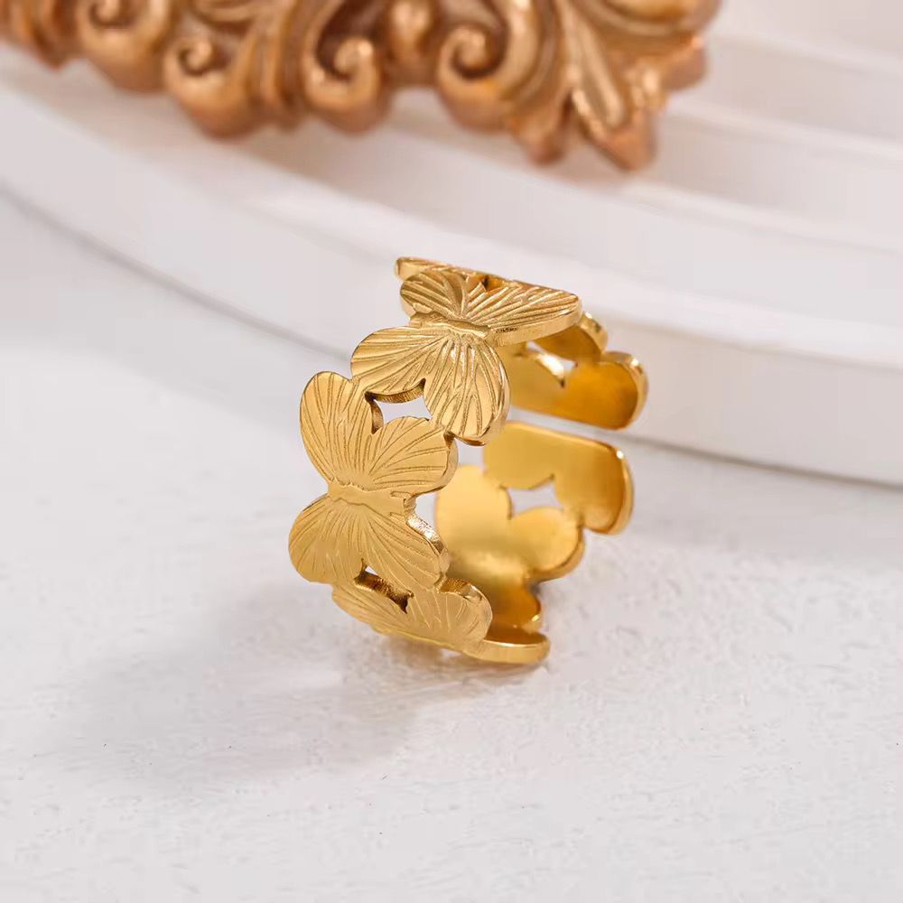 Neriah Flower ring- 18K Gold Anti-Tarnish
