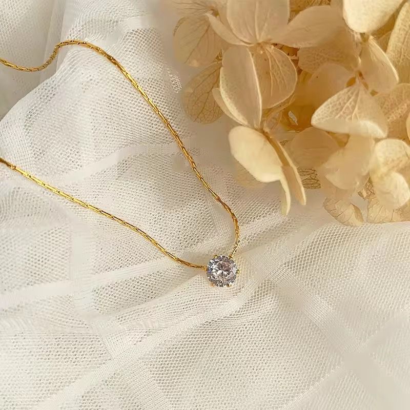 Nora Solara Necklace - 18K Gold Anti-Tarnish