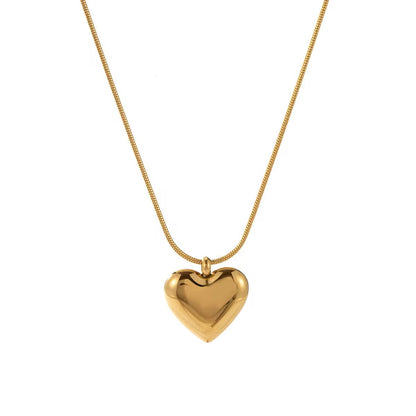 Asha Heart Pendant Necklace - 18K Gold Anti-Tarnish