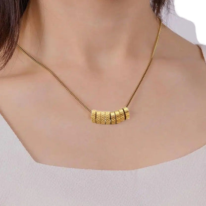 Amy Spiral Necklace - 18K Gold Anti-Tarnish