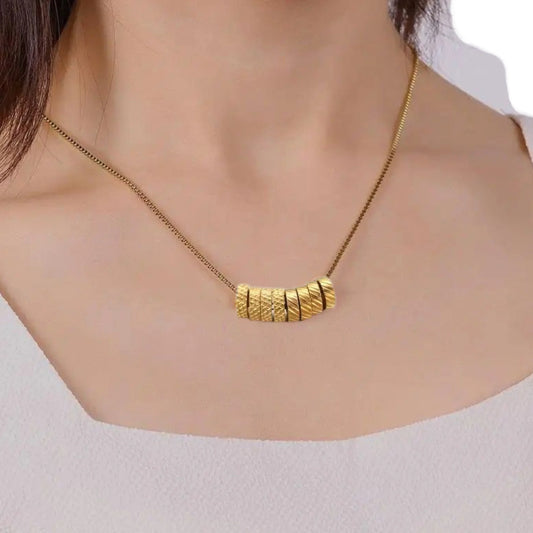 Amy Spiral Necklace - 18K Gold Anti-Tarnish