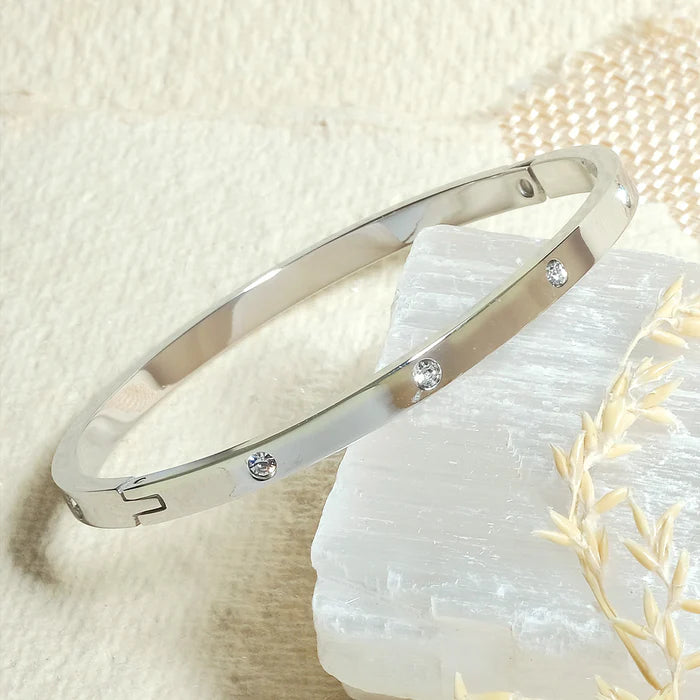 Crystal Bangle Bracelet – 18K Gold Anti-Tarnish