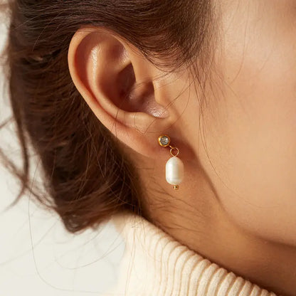 Sage Dainty Pearl Earrings - 18K Gold Anti-Tarnish