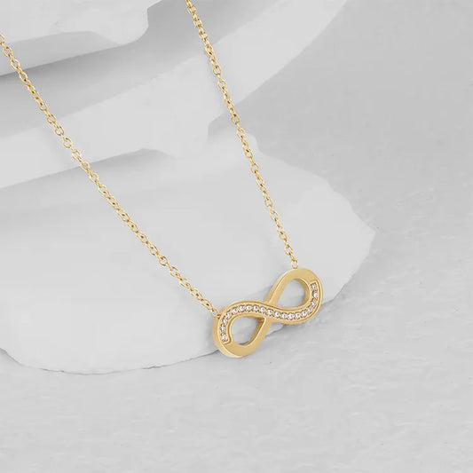 Nayeli Infinity Necklace – 18K Gold Anti-Tarnish