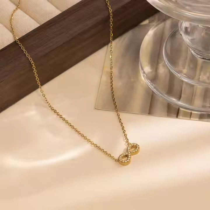 Forever Infinity minimal Necklace – 18K Gold Anti-Tarnish