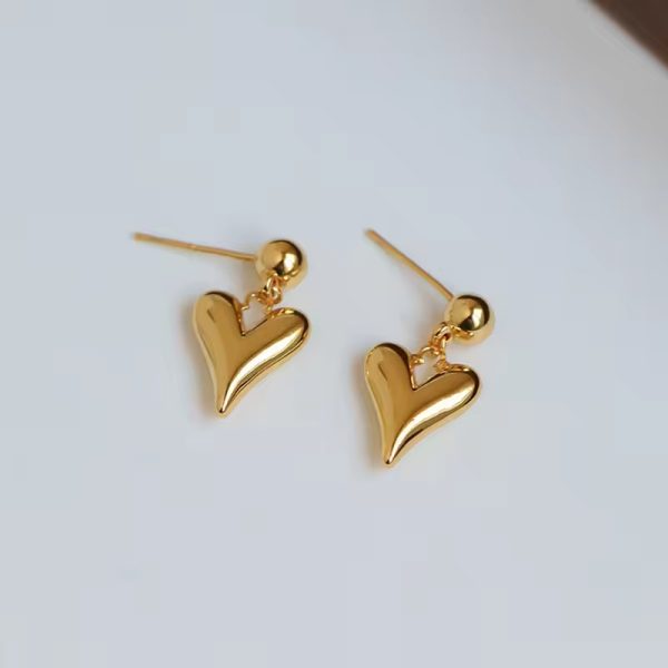 Nina Heart Drop Earrings - 18K Gold Anti-Tarnish