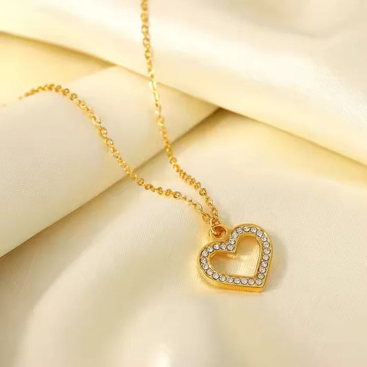 Lilyana Dainty Necklace - 18K Gold Anti-Tarnish