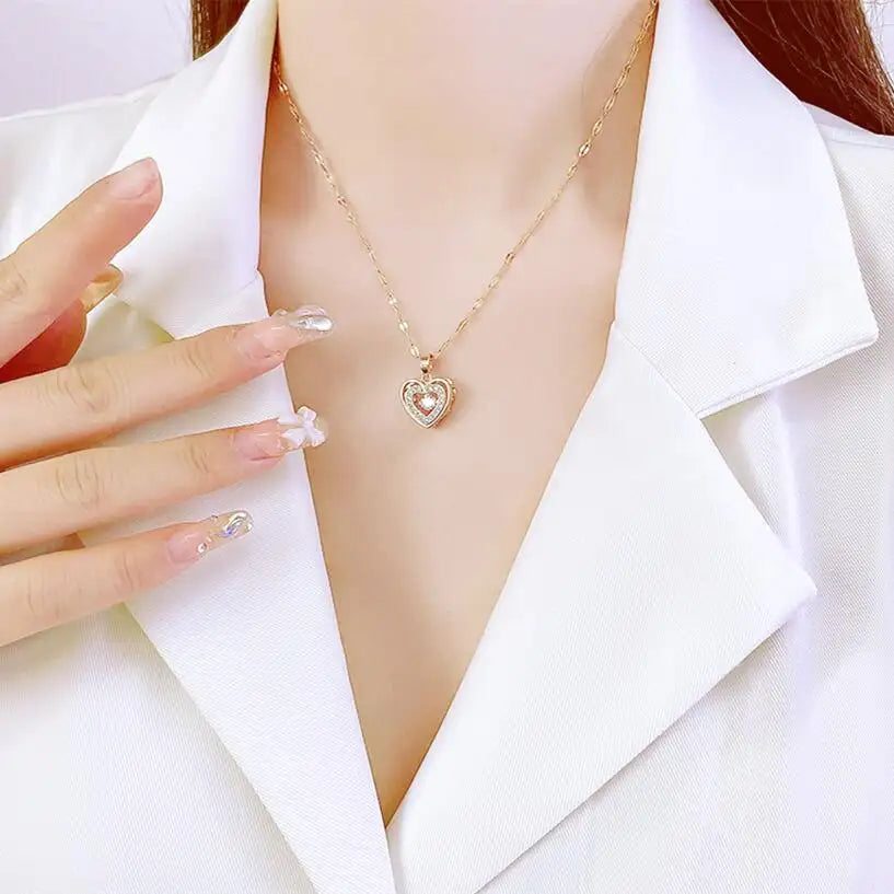 Anya Double Heart Necklace - 18K Gold Anti-Tarnish