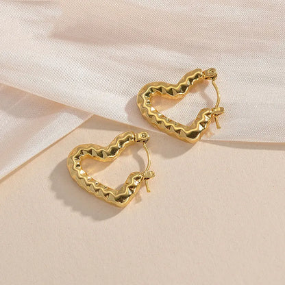 Helia Heart Hoops - 18K Gold Anti-Tarnish