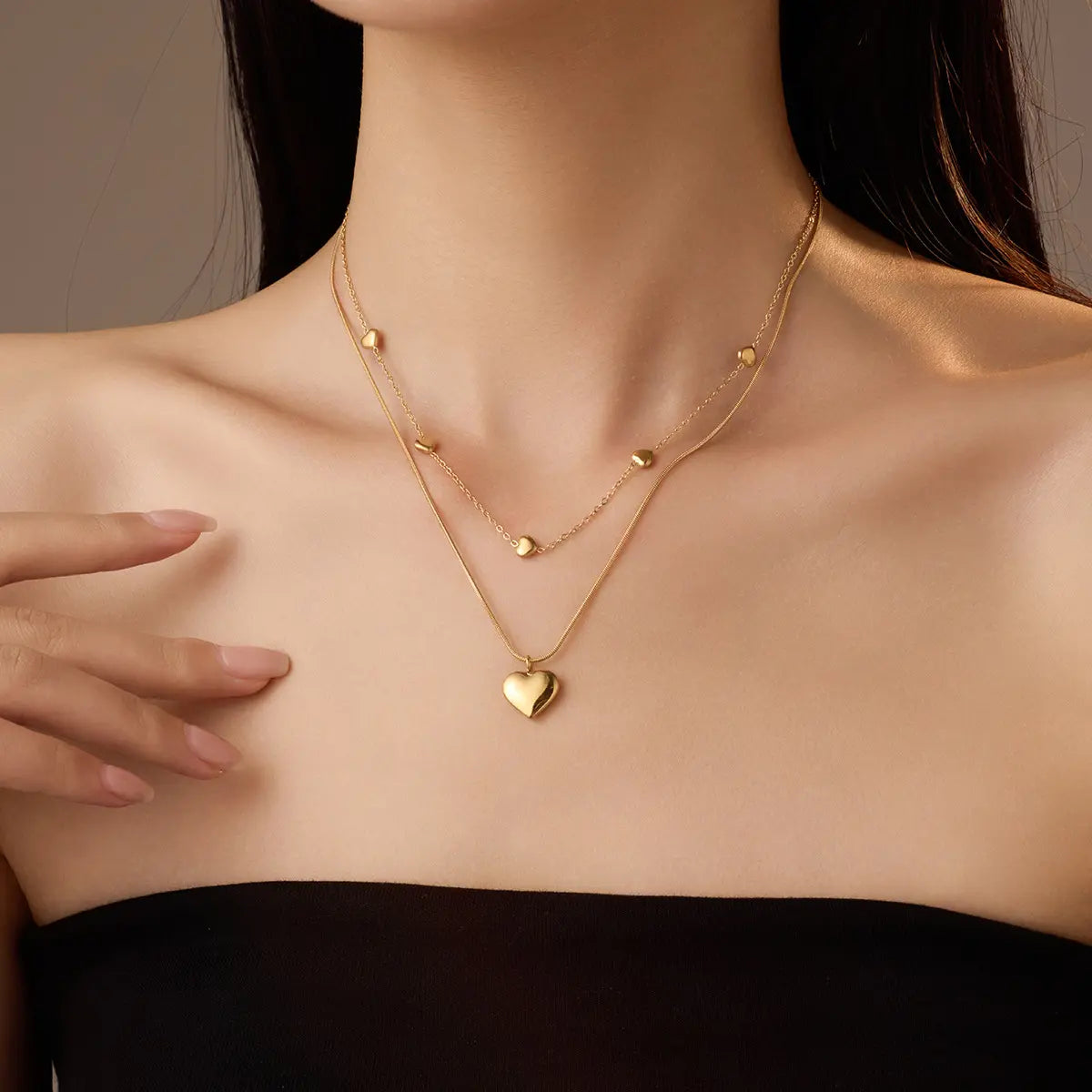 Carly Heart Pendant Necklace - 18K Gold Anti-Tarnish