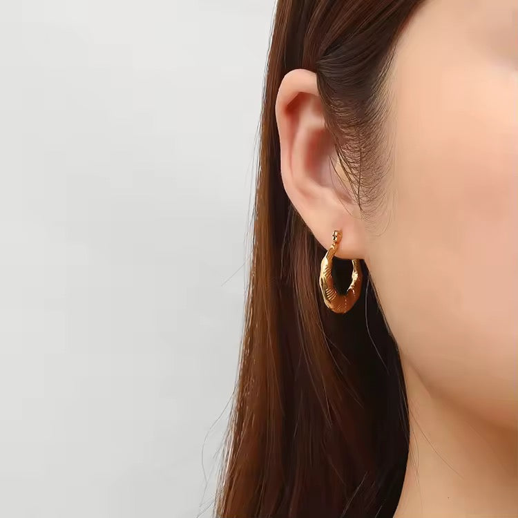 Athena Hoop Earrings - 18K Gold Anti-Tarnish