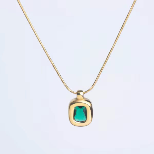 Tara Emerald Glow Necklace - 18K Gold Anti-Tarnish