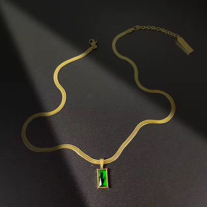 Nahla Emerald Glow Necklace - 18K Gold Anti-Tarnish