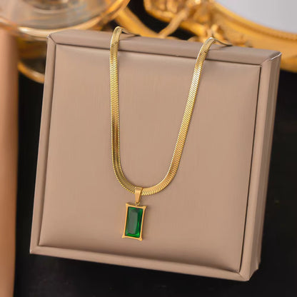 Nahla Emerald Glow Necklace - 18K Gold Anti-Tarnish