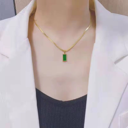 Nahla Emerald Glow Necklace - 18K Gold Anti-Tarnish